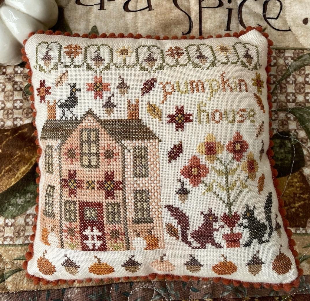 Pansy Patch Stitchery ~ Houses on Pumpkin Lane: Pumpkin House